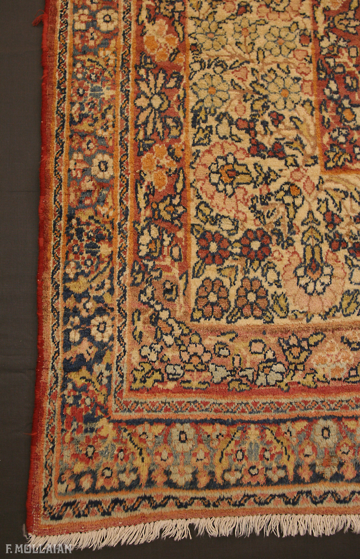 Antique Persian Kerman Carpet n°:72649069