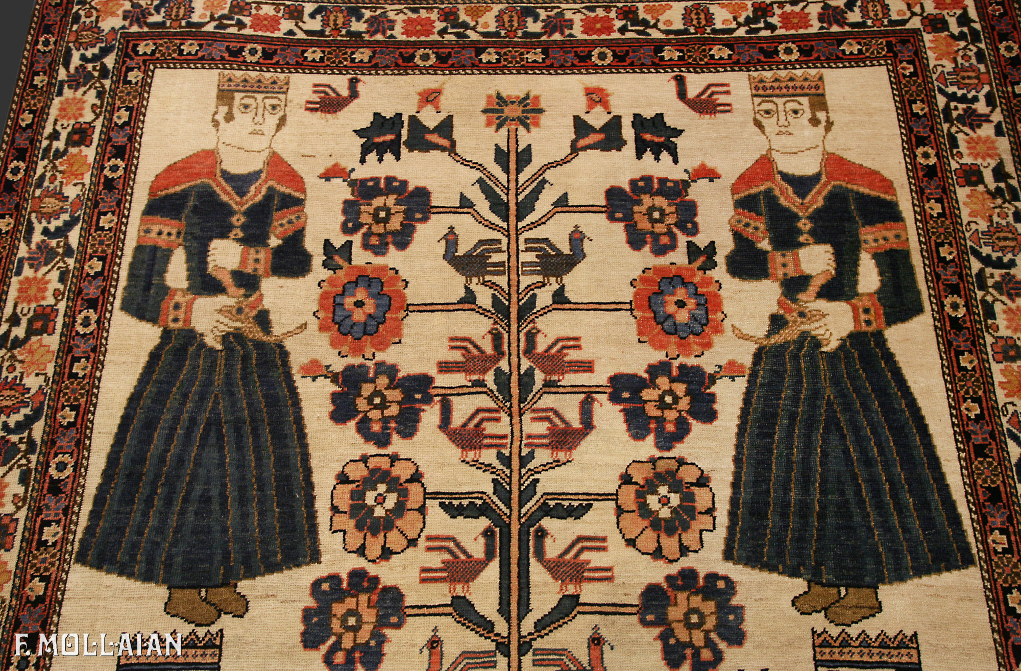 Antique Persian Pictorial Bakhtiari Rug n°:42663400