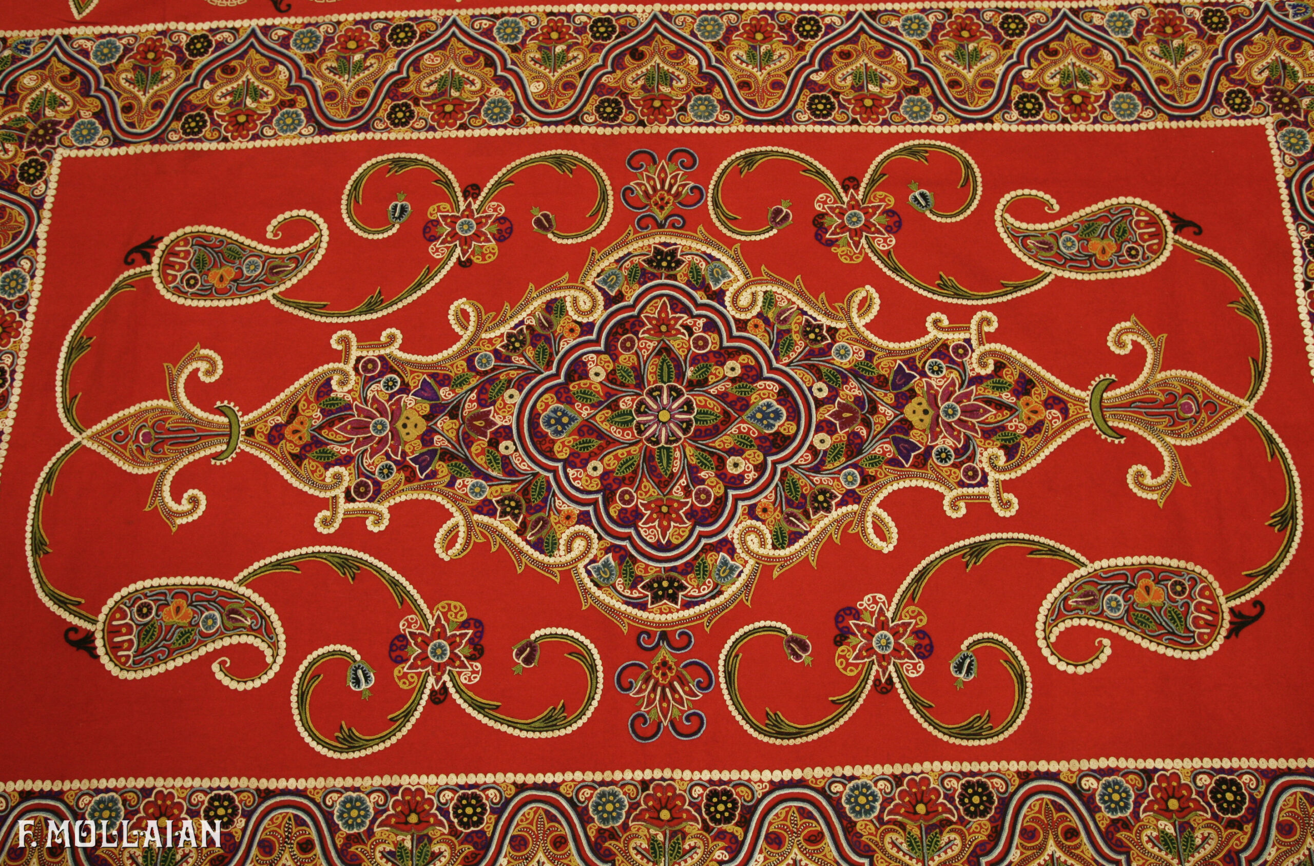 قماش رشتي دوزي ايراني أنتيك کد:۵۲۳۲۲۷۳۷