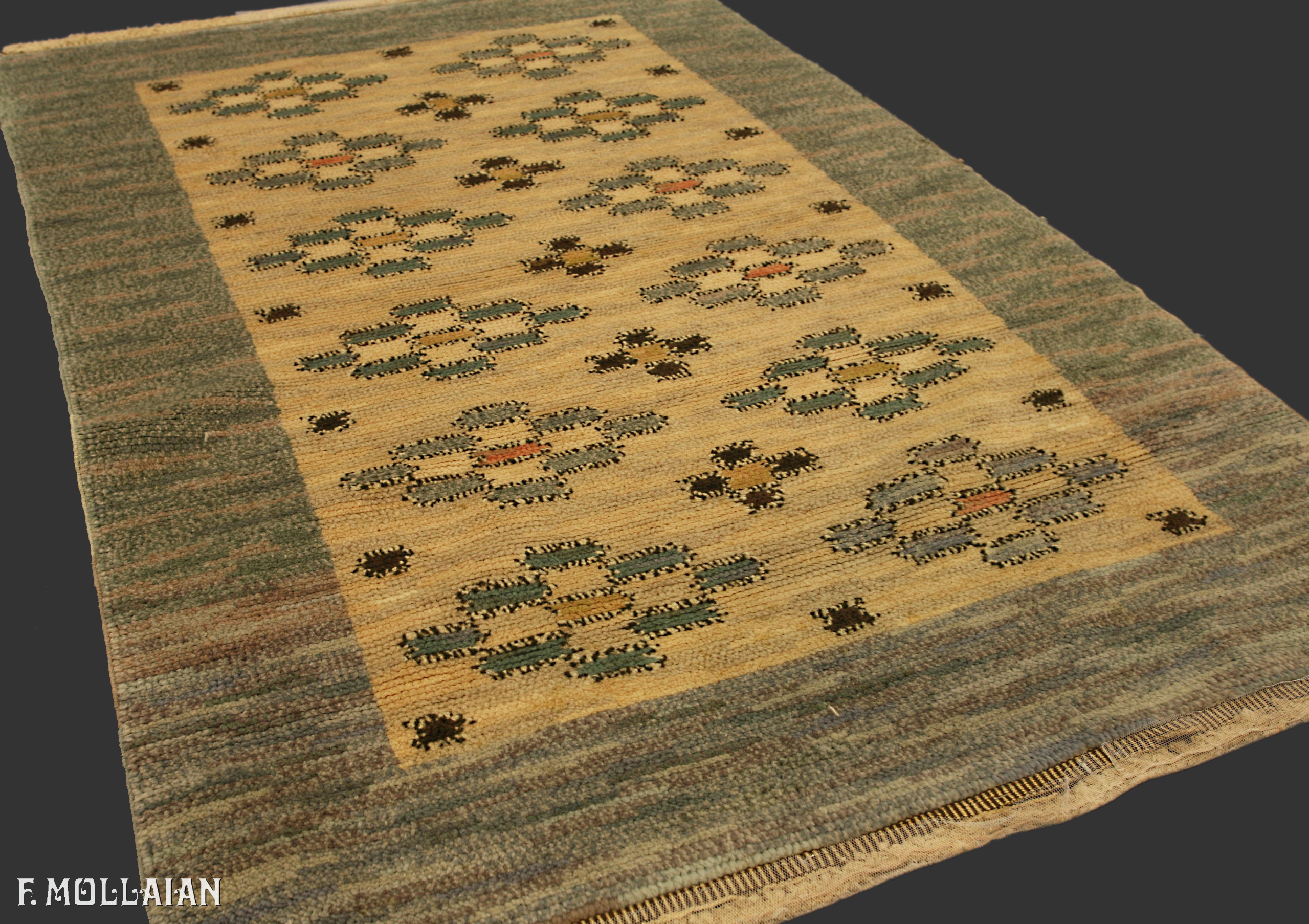 Semi-Antique European Carpet Rug n°:60084572