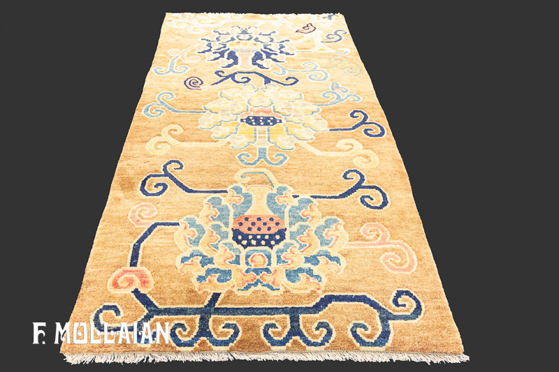 فرش آنتیک بدون حاشیه تبتی گل درشت با زمینه قهوه ای روشن کد:۴۳۵۵۳۹۴۷