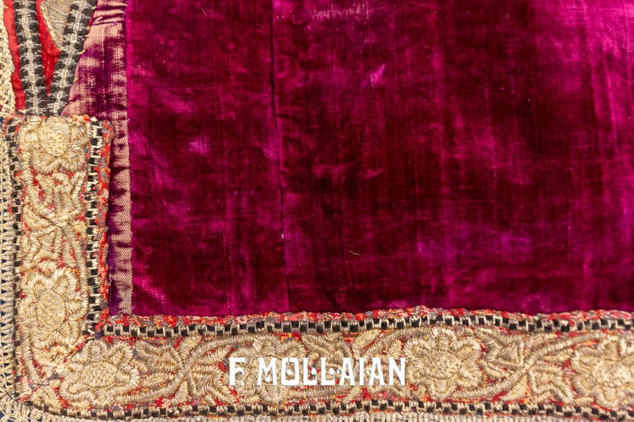 Turkish embroidery metal thread on Velvet Antique Ottoman Textile (117x87 cm)