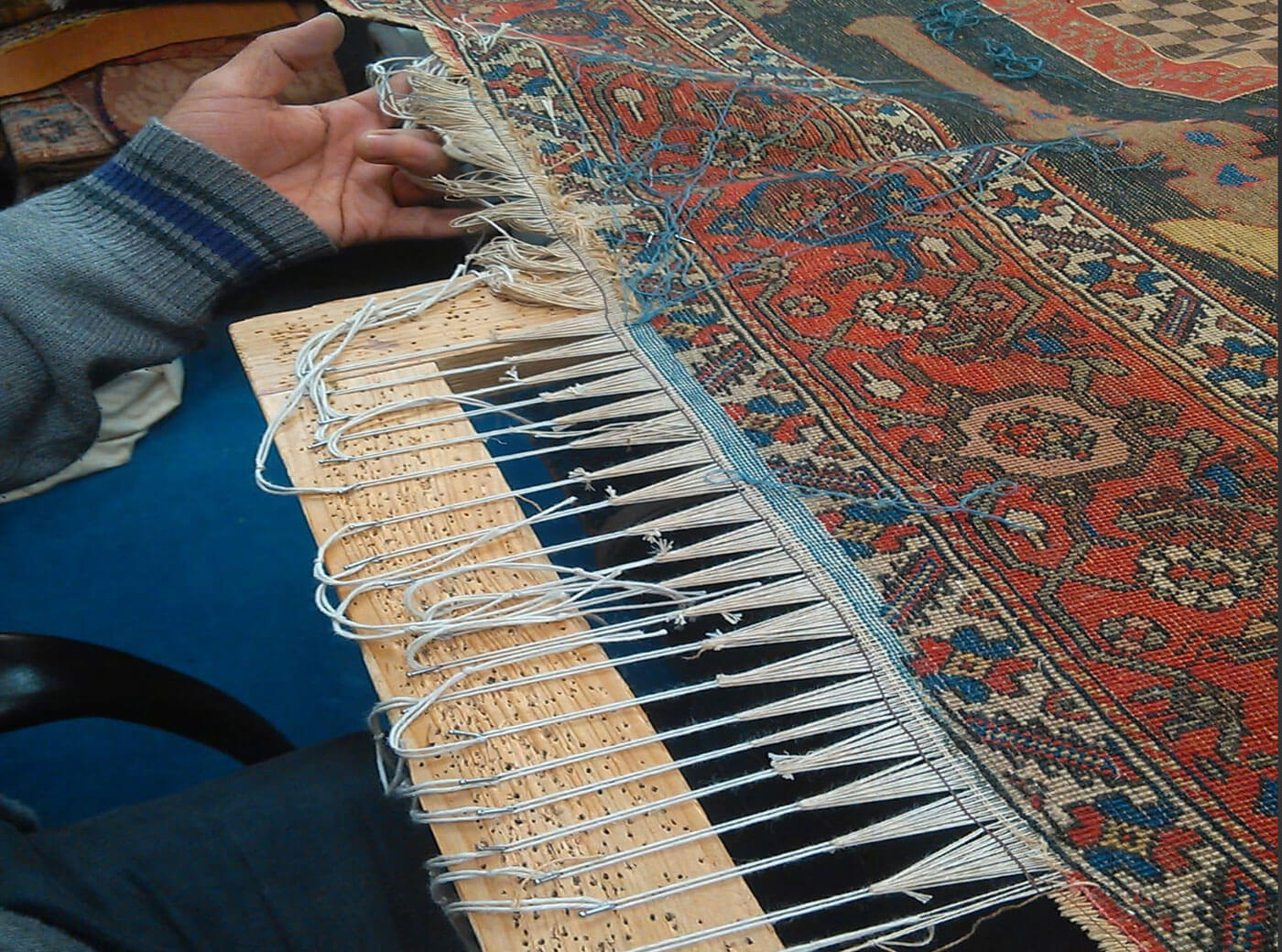 Mollaianrugs Restauro Tappetti (repair and restoration of carpets) 