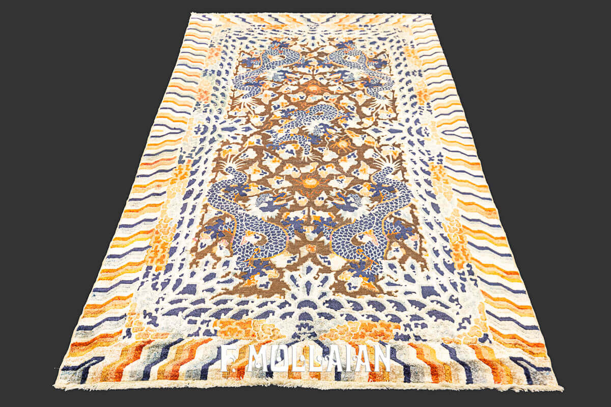 Tapis de Soie et Fil de Métal du Palais Impérial, Motif à Cinq Dragons n°:76413405