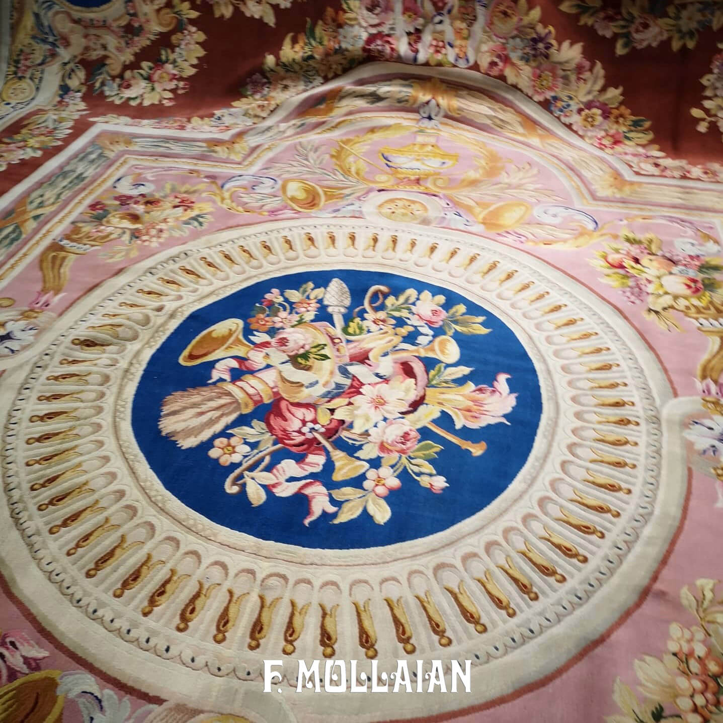 Magnificent French Antique Savonnerie Palace Carpet n°:31456755