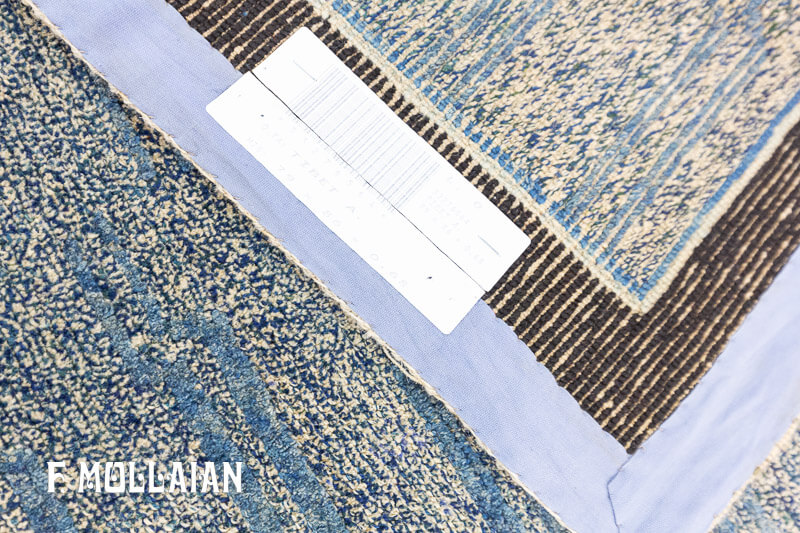 Antique Tibetan Rug n°:33276564