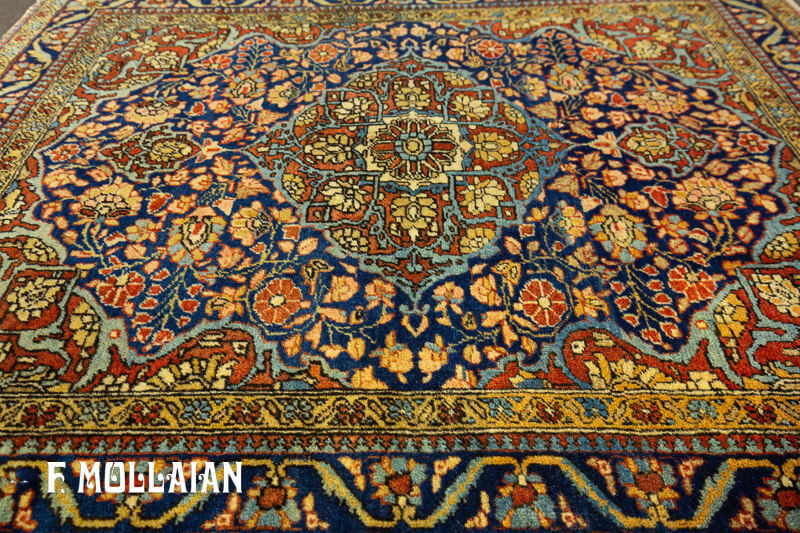 Small Antique Persian Kashan Mohtasham Rug n°:68347589