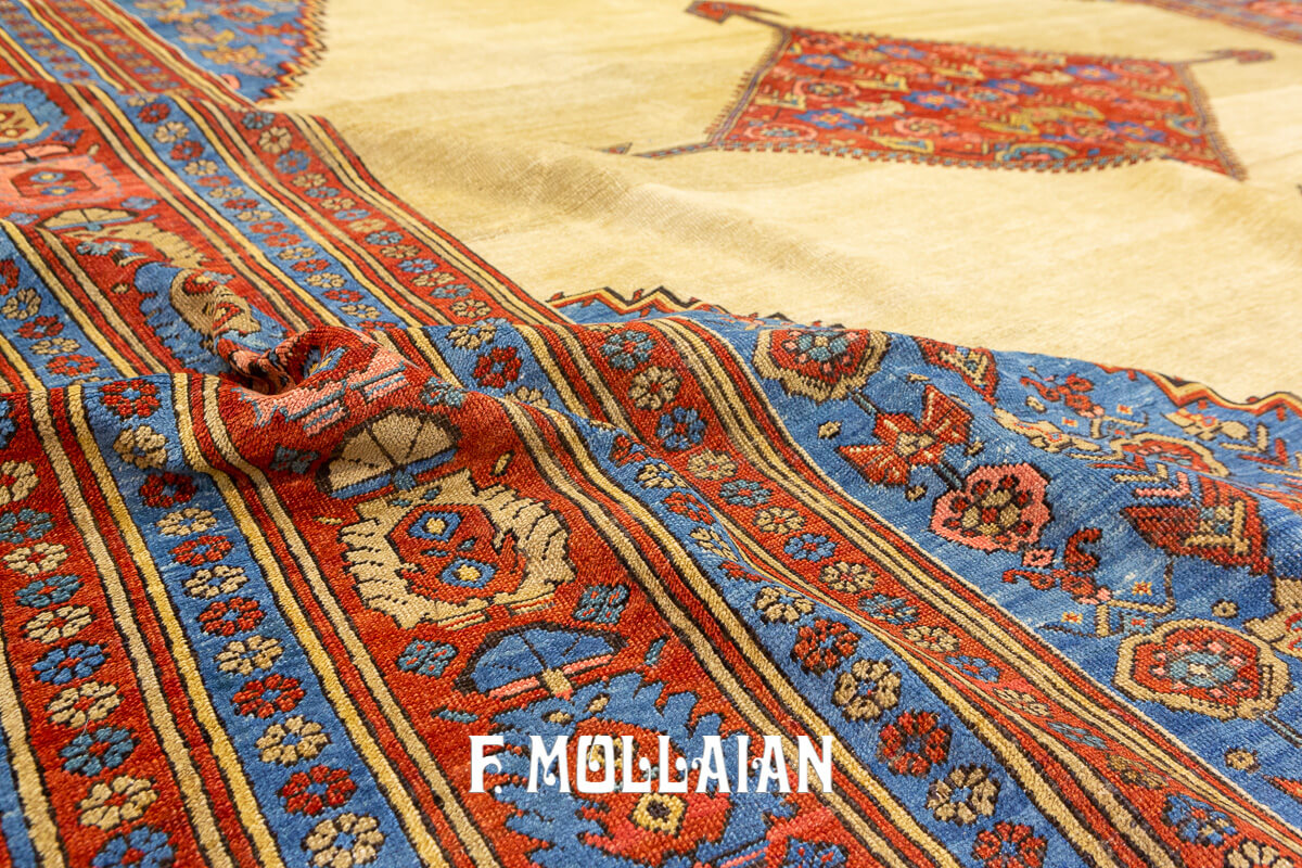 Medallion with Beige Wool open-field Antique Bakhshayesh Carpet n°:68786141