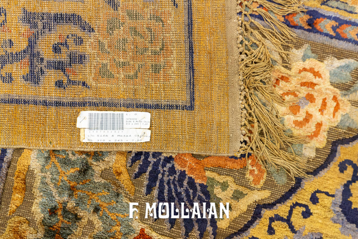 Tapis de Soie et Fil de Métal du Palais Impérial, Signé n°:10783232