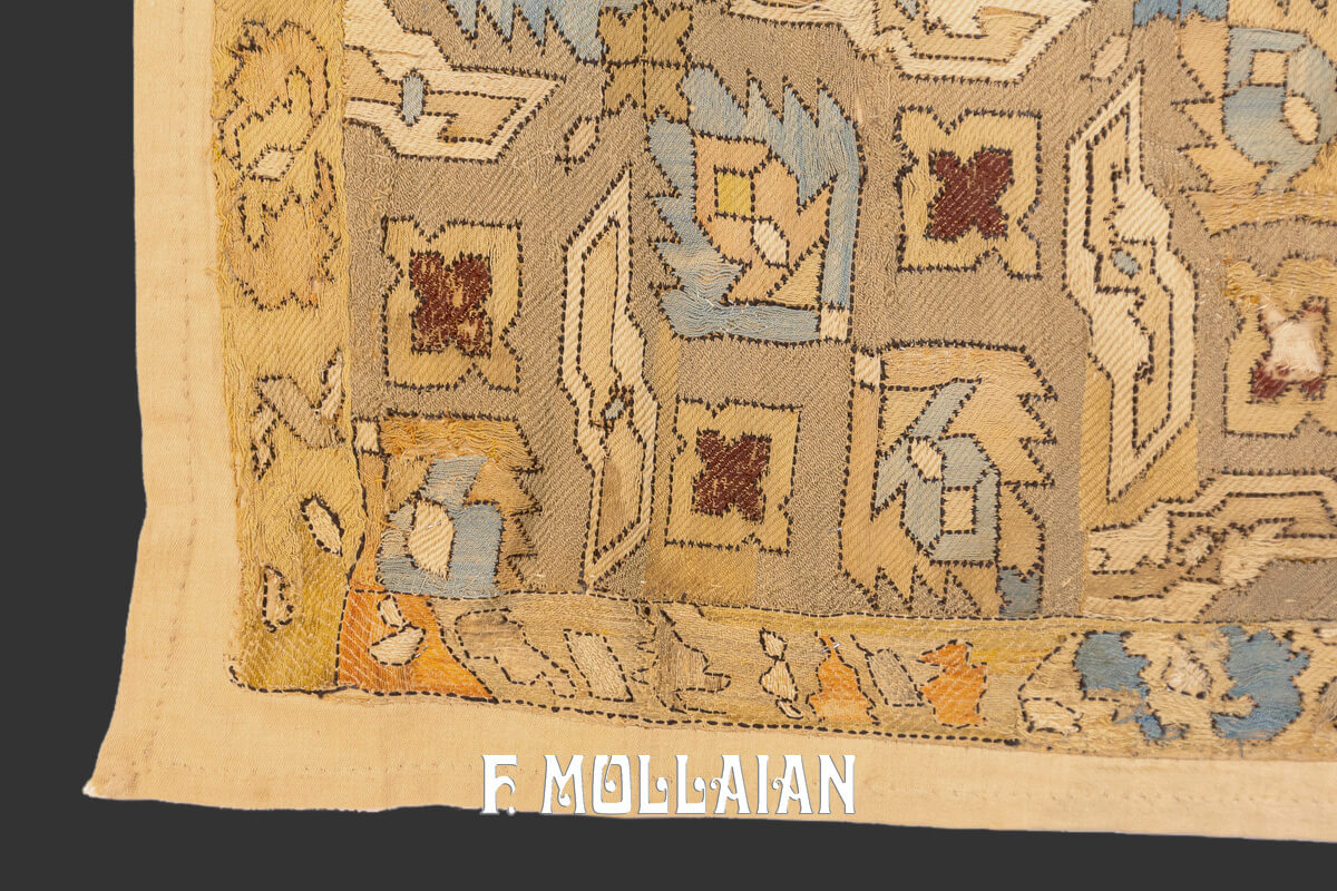 Small Silk Embroidery Azarbaijan Textile n°:30127999