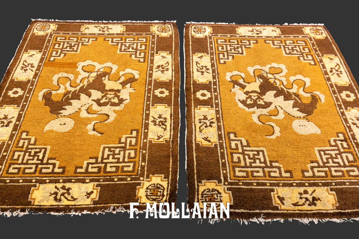 Antique Tibetan Rug Fu Dog Pair n°:190068-686359