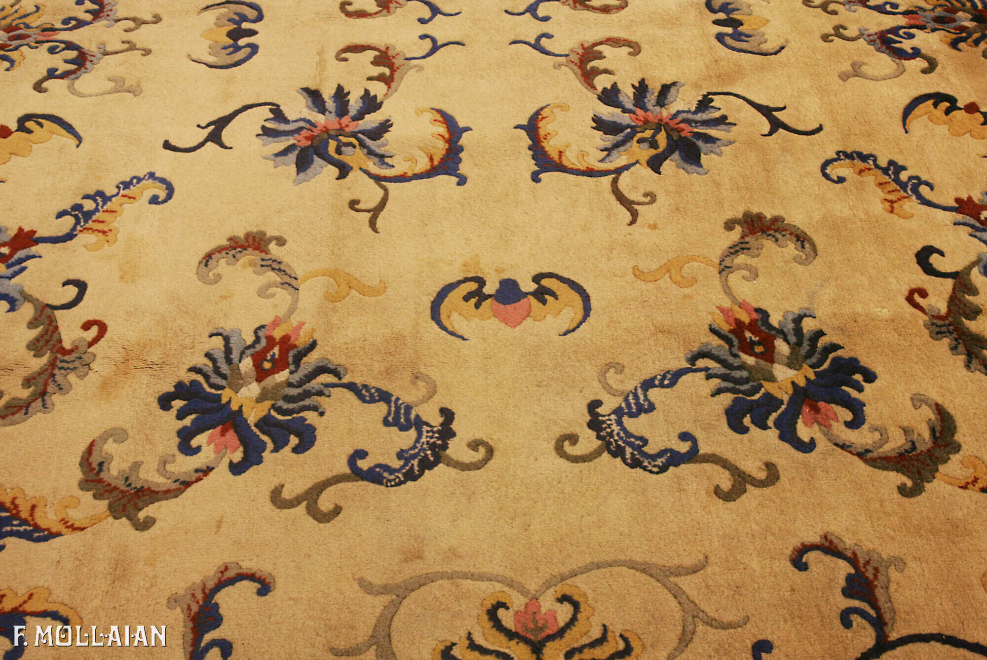 Chinese Peking Antique Carpet n°:50389540