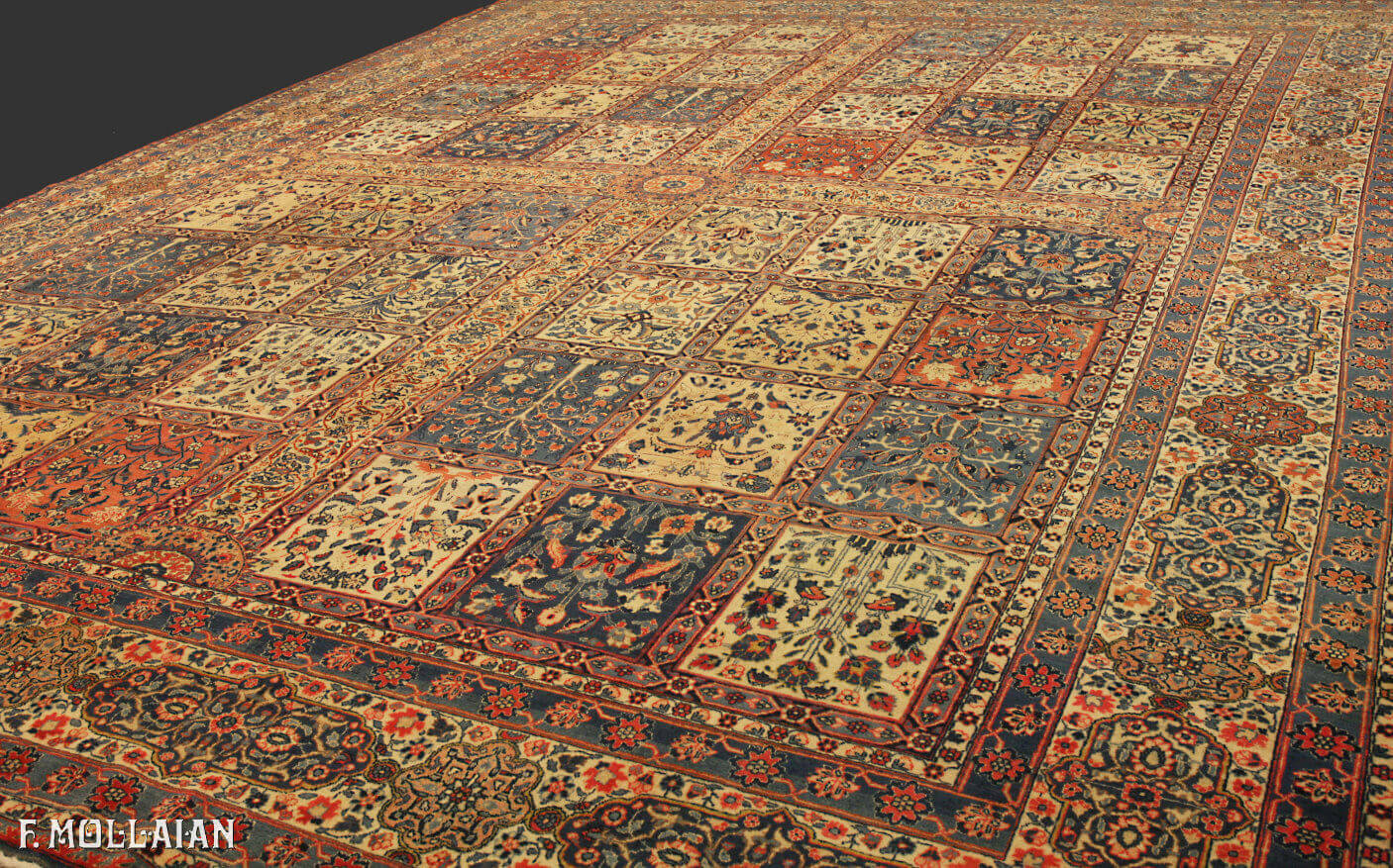 Antique Persian Tabriz Carpet n°:65842787