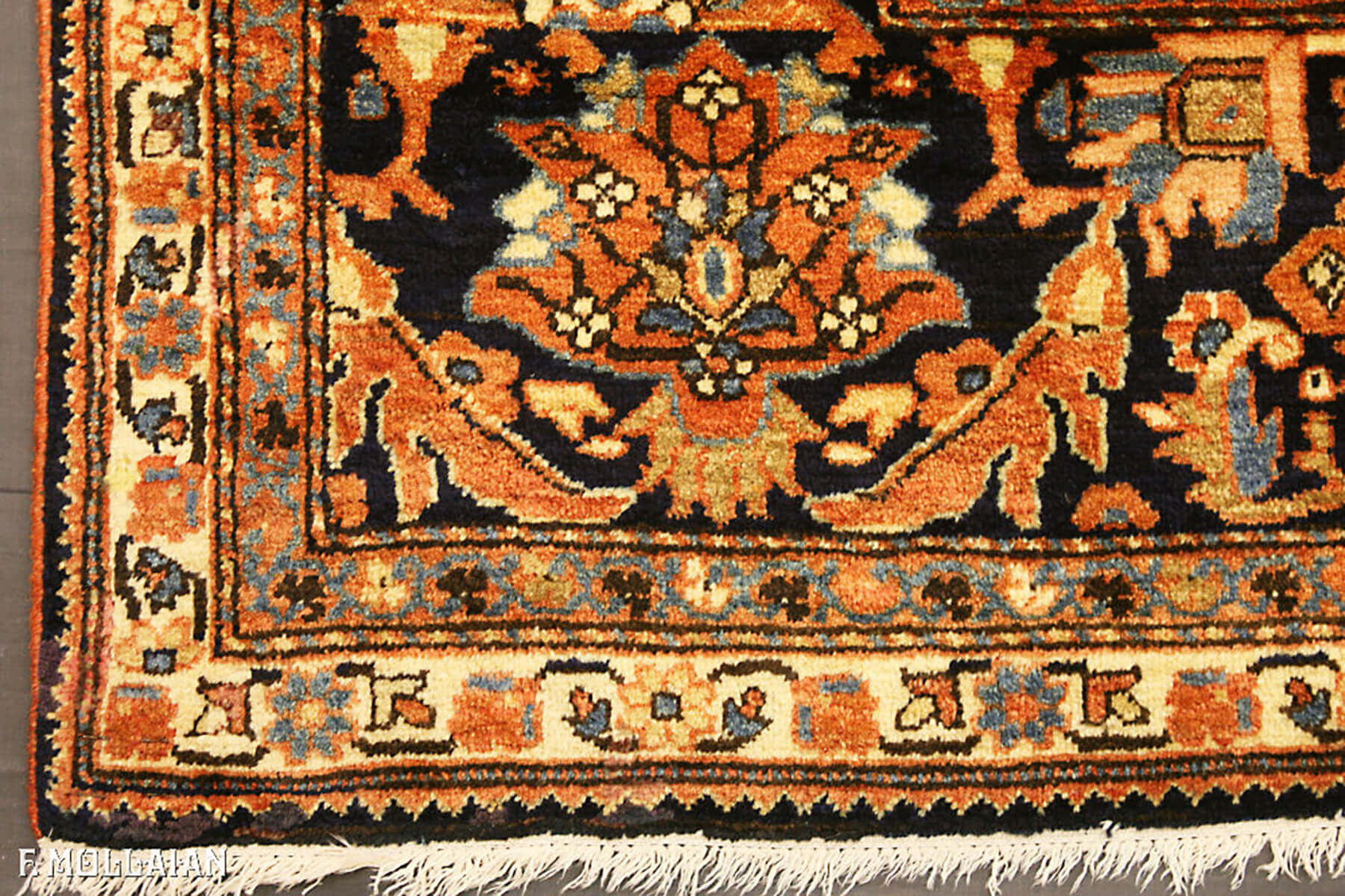 Antique Persian Saruk Farahan Carpet n°:76575448