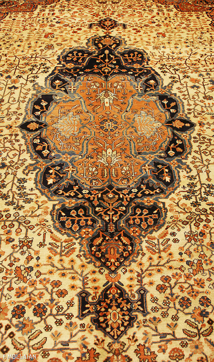 Antique Persian Saruk Farahan Carpet n°:76575448
