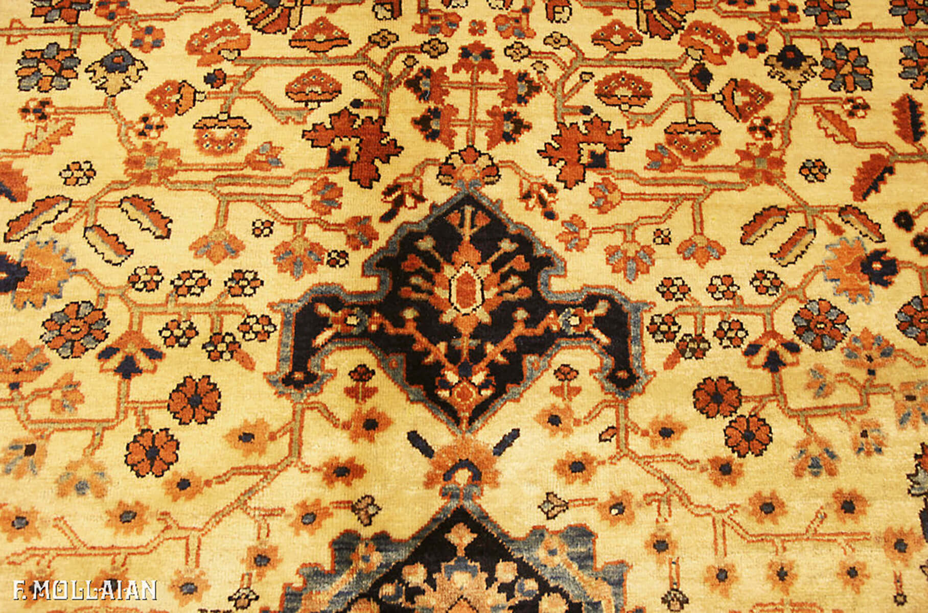 Antique Persian Saruk Farahan Carpet n°:76575448